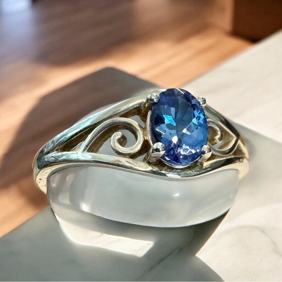 Vivid Blue Tanzanite Sterling Silver Ring (8)